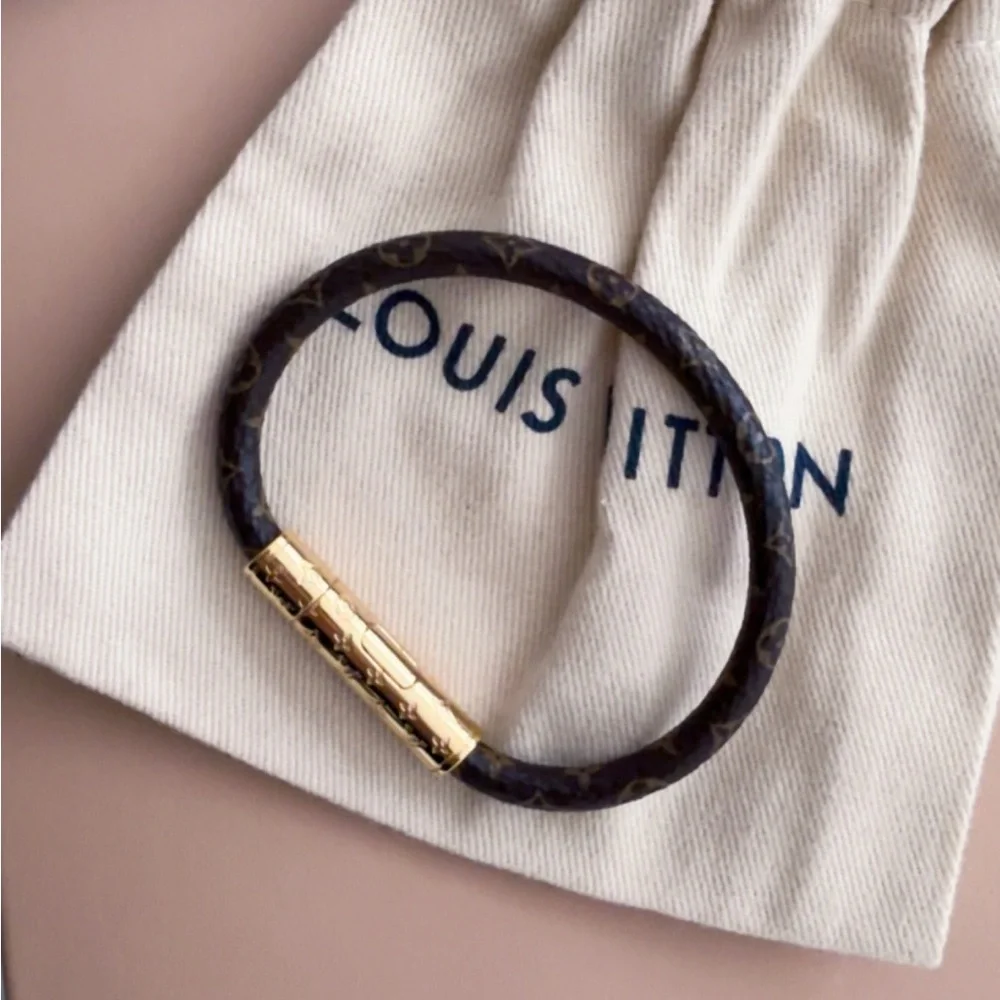 Authentic Louis Vuitton Confidential Bracelet 17